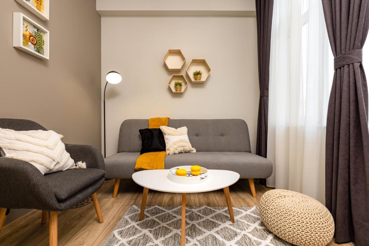 Kapana Guest House On Central Pedestrian Street With Parking Included พลอฟดิฟ ภายนอก รูปภาพ