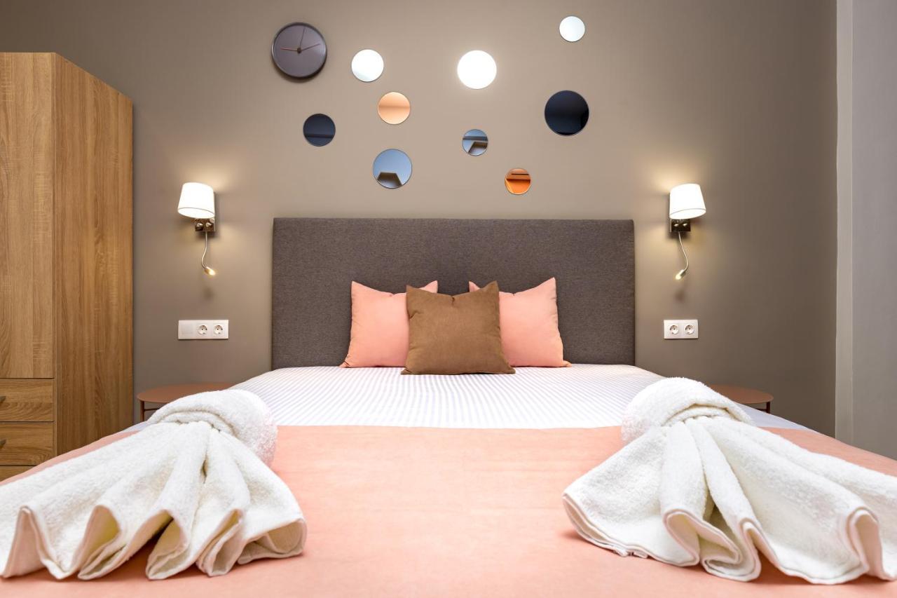 Kapana Guest House On Central Pedestrian Street With Parking Included พลอฟดิฟ ภายนอก รูปภาพ